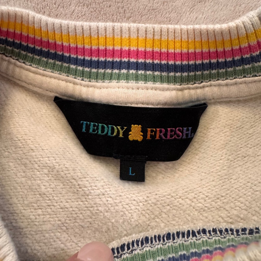 Teddy Fresh Rainbow Striped Crewneck Sweatshirt Streetwear Retro Pastel Sz L - Picture 5 of 10